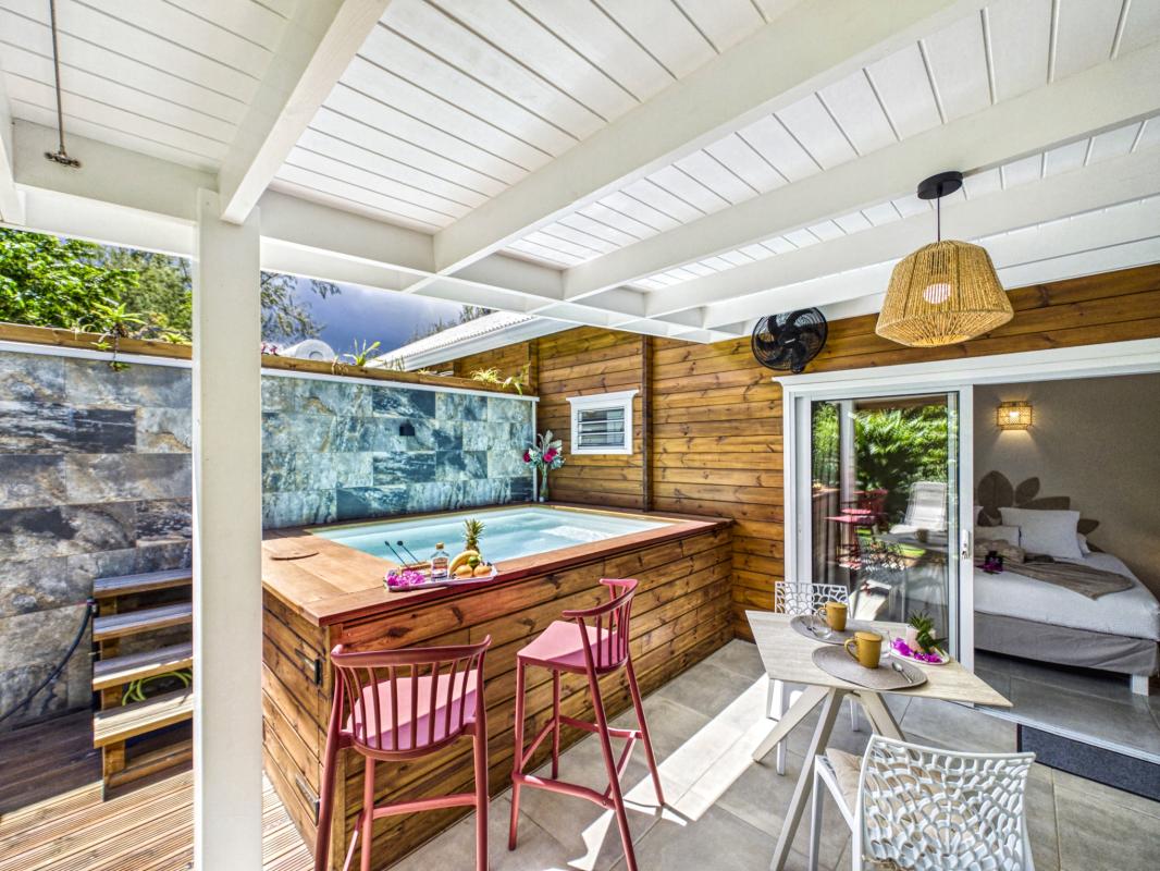 2.Guadeloupe Sainte-Rose- location villa 2 personnes-piscine